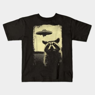 Funny Raccoon Ufo Selfie Kids T-Shirt